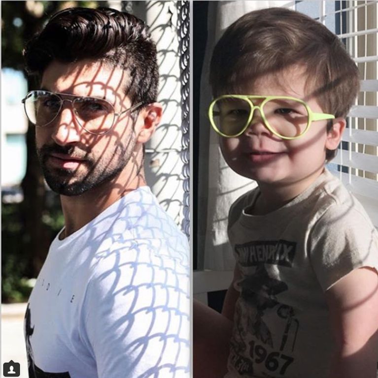 Αγοράκι μιμείται τις πόζες του μοντέλου θείου του και «τρελαίνει» το διαδίκτυο (pics)