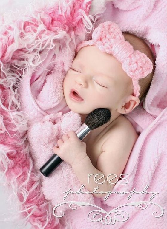 Εκατό υπέροχες φωτογραφίες με μωράκια που θα σας φτιάξουν τη μέρα