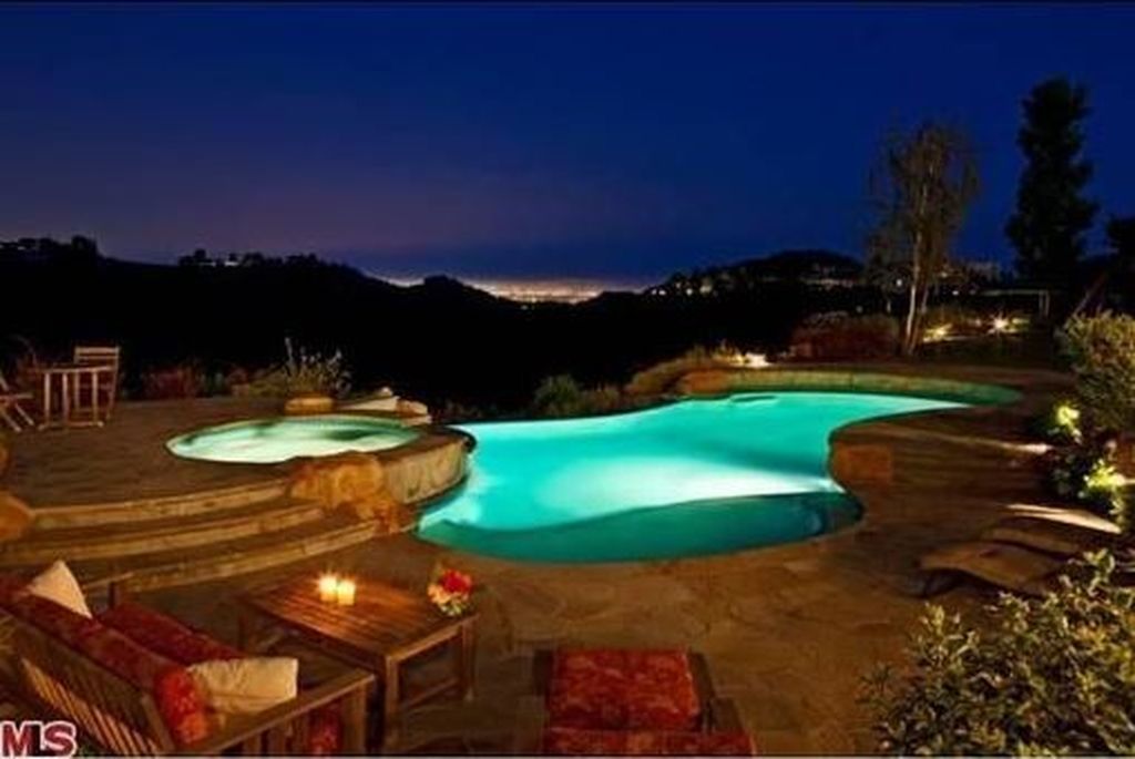 Μείναμε με το στόμα ανοιχτό βλέποντας τις φωτογραφίες από τη βίλα του Gordon Ramsay