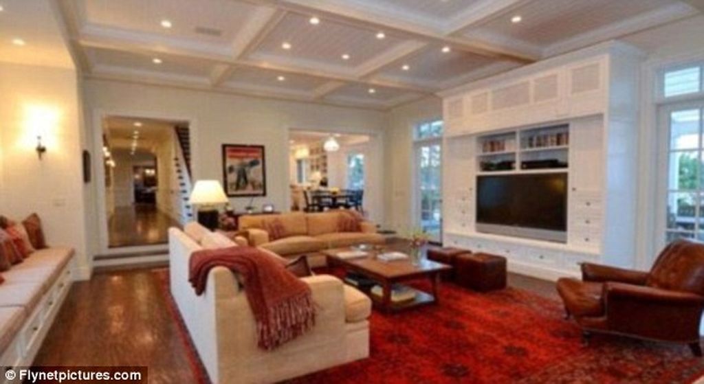 Μείναμε με το στόμα ανοιχτό βλέποντας τις φωτογραφίες από τη βίλα του Gordon Ramsay