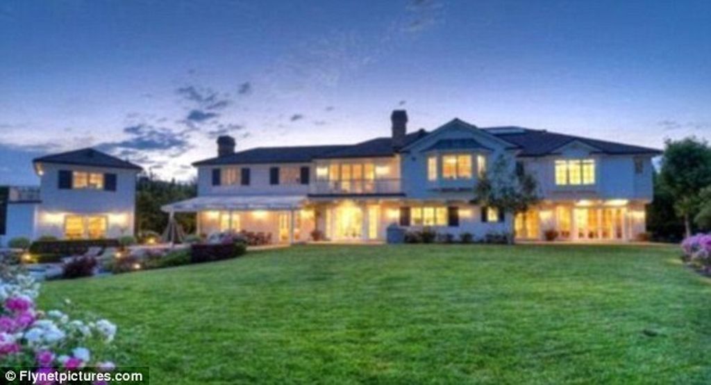 Μείναμε με το στόμα ανοιχτό βλέποντας τις φωτογραφίες από τη βίλα του Gordon Ramsay