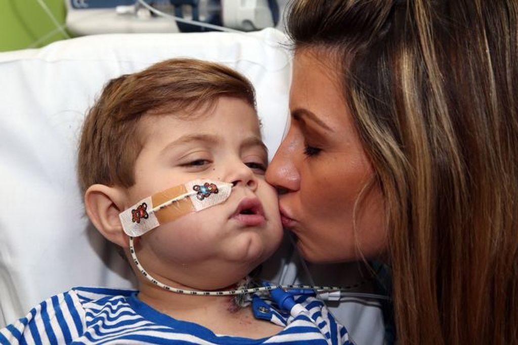 Μητέρα χάρισε τα όργανά της για να σώσει τη ζωή του γιου της