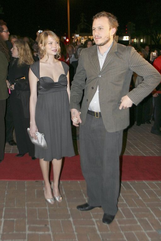 Heath Ledger: 10 χρόνια από το θάνατό του και η Michelle Williams δεν τον ξεχνά (pics)