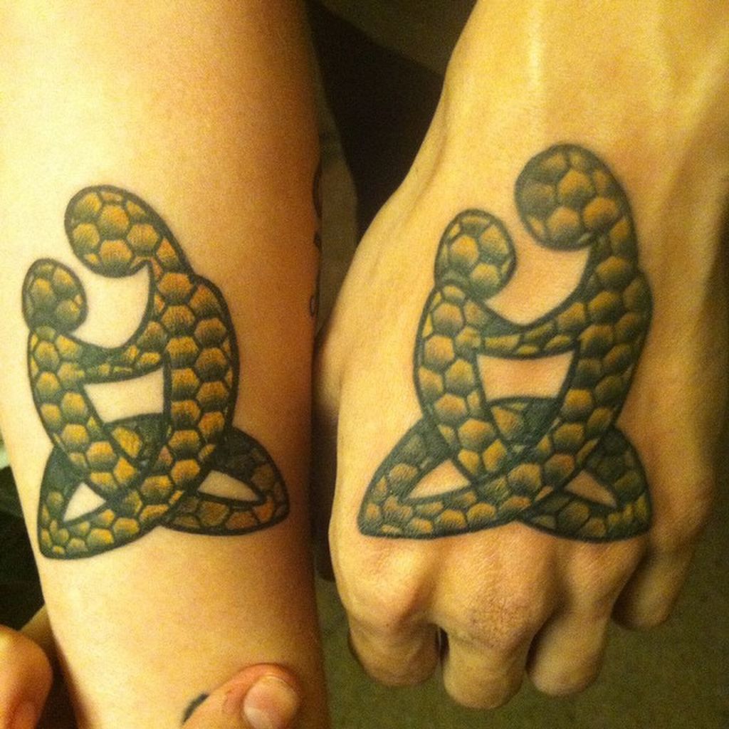 Υπέροχες 23 ιδέες για τατουάζ μητρότητας: Ένα μικρό δείγμα της αγάπης σας για εκείνα