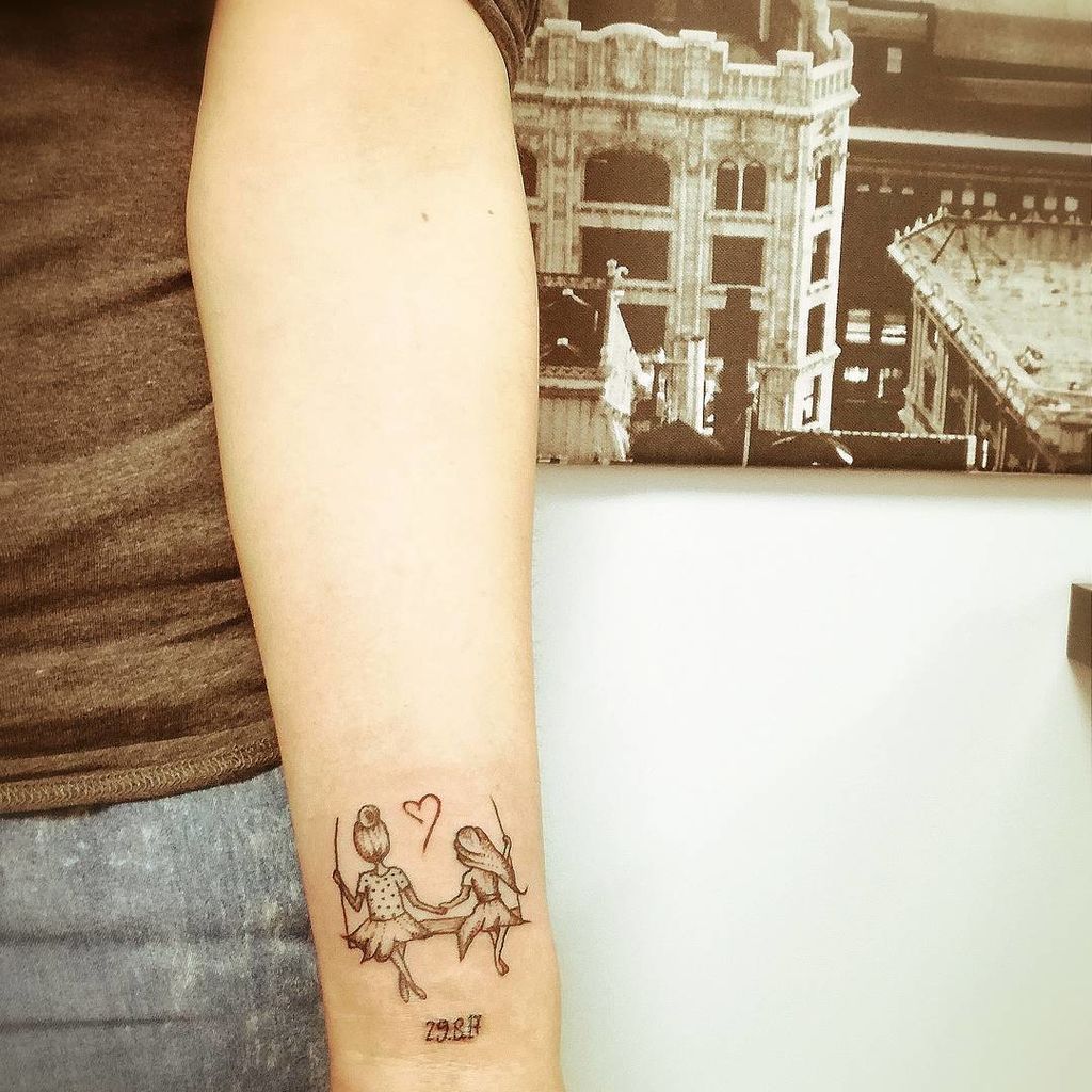 Υπέροχες 23 ιδέες για τατουάζ μητρότητας: Ένα μικρό δείγμα της αγάπης σας για εκείνα