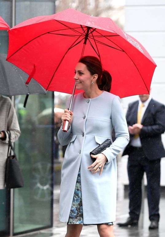Kate Middleton: Άλλη μια εμφάνισή της τράβηξε τα βλέμματα (pics)