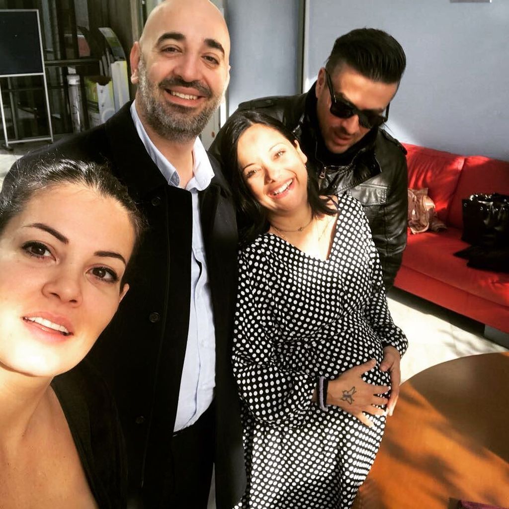 Γιάννης Αϊβάζης: Η πρώτη φωτογραφία αγκαλιά με τη νεογέννητη κόρη της Κατερίνας Τσάβαλου