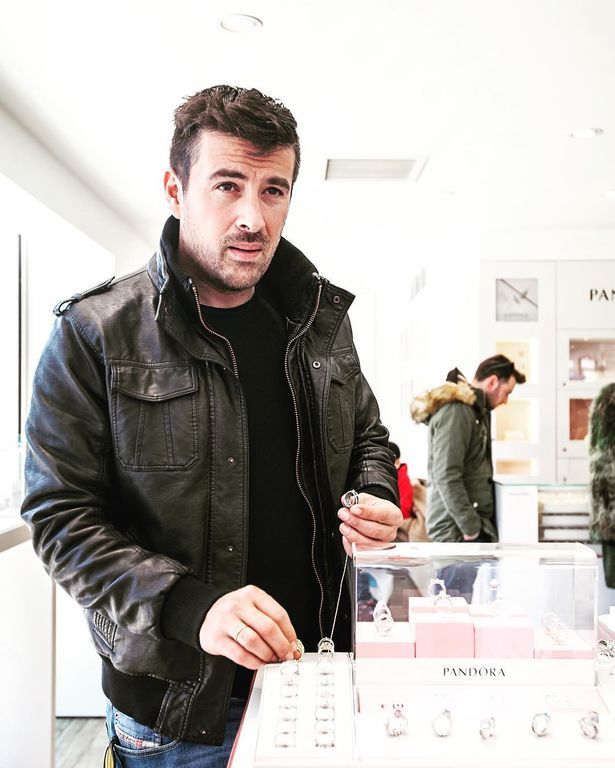 Γιάννης Αϊβάζης: Η πρώτη φωτογραφία αγκαλιά με τη νεογέννητη κόρη της Κατερίνας Τσάβαλου