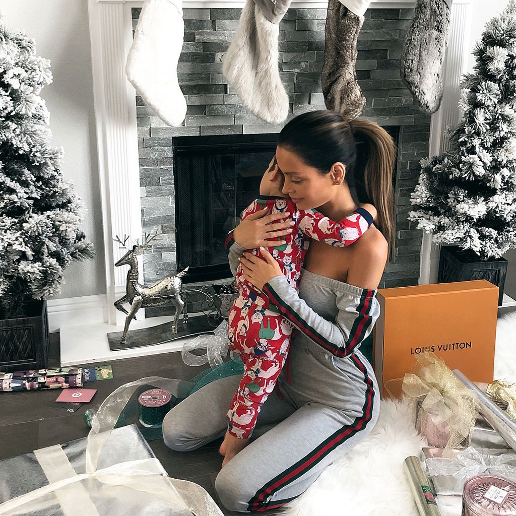 Το γνωστό μοντέλο εξομολογείται και σοκάρει: «Σκύλος επιτέθηκε στον 2χρονο γιο μου!»