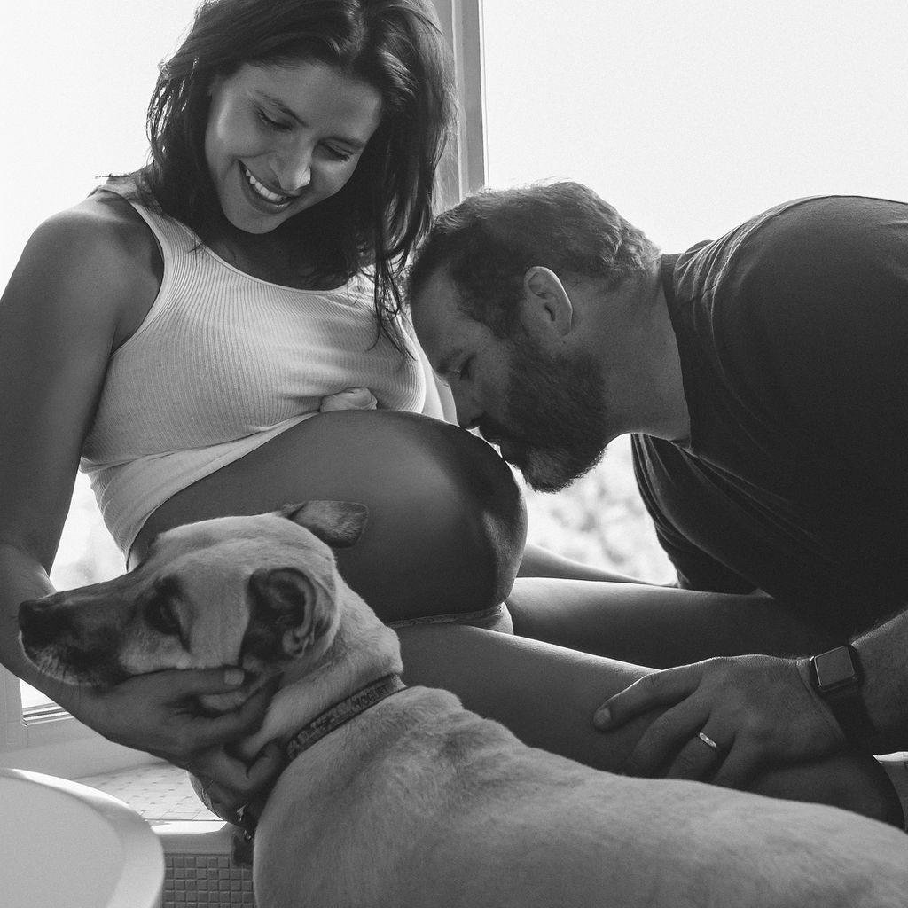 Πρωινές αγκαλίτσες με τον μόλις ενός μηνός γιο της η διάσημη ηθοποιός (pics)