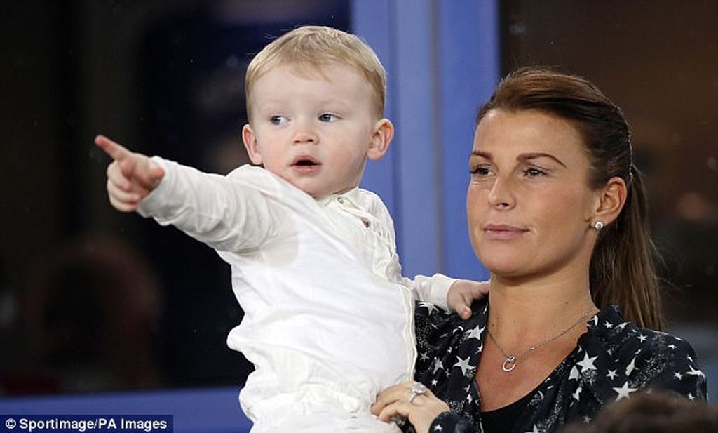 Κορυφαίος ποδοσφαιριστής έγινε για τέταρτη φορά μπαμπάς και αυτή είναι η φωτογραφία του γιου του 