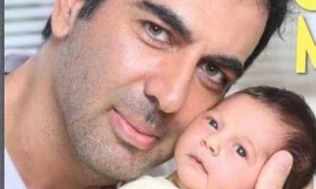 Γνωστός Έλληνας έγινε ξανά μπαμπάς: Η πρώτη φωτογραφία της νεογέννητης κόρης του