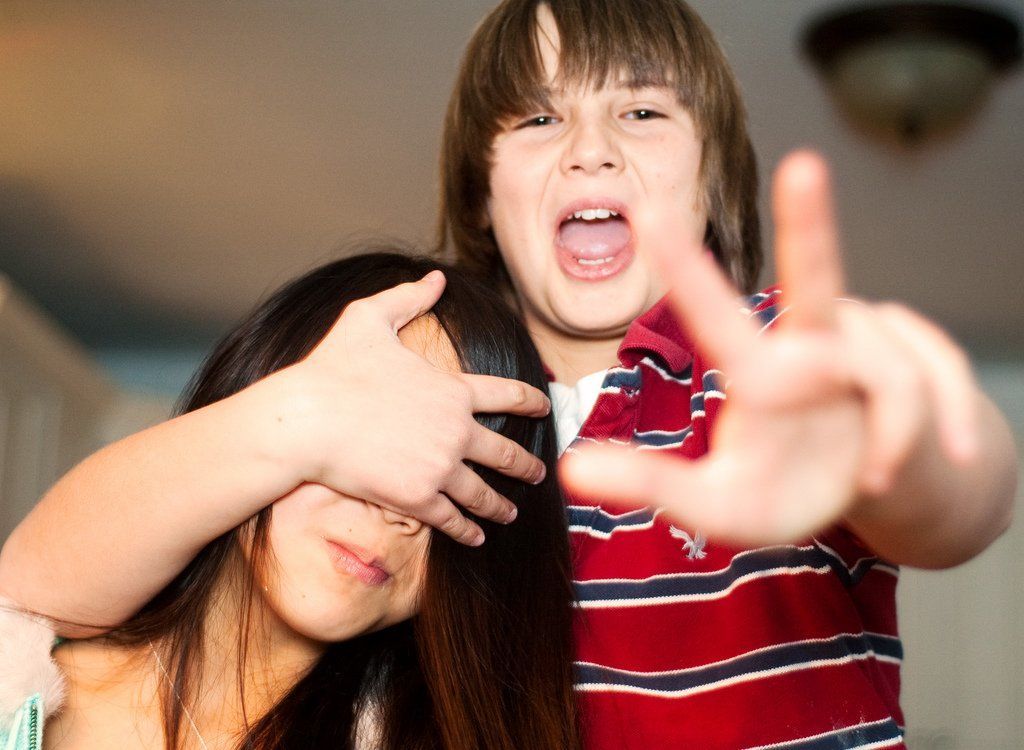 Είκοσι φωτογραφίες αποδεικνύουν με τον πιο γλυκό τρόπο, γιατί είναι υπέροχο να έχεις αδέλφια (pics)