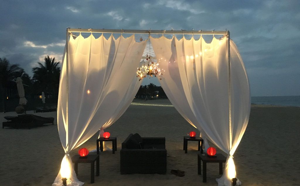 Ο εγγονός της Grace Kelly αρραβωνιάστηκε - Δείτε φωτογραφίες