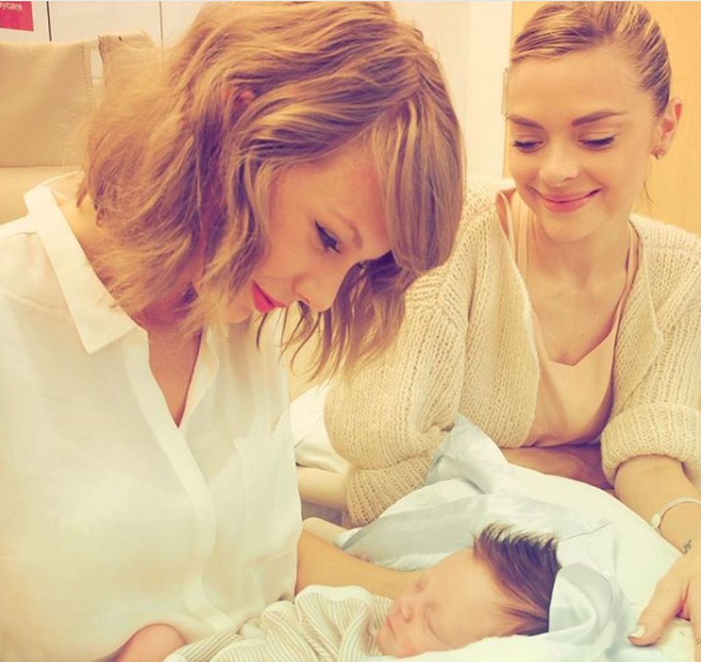Η διάσημη ηθοποιός μιλά ανοιχτά για το σοβαρό πρόβλημα υγείας του νεογέννητου γιου της και συγκινεί