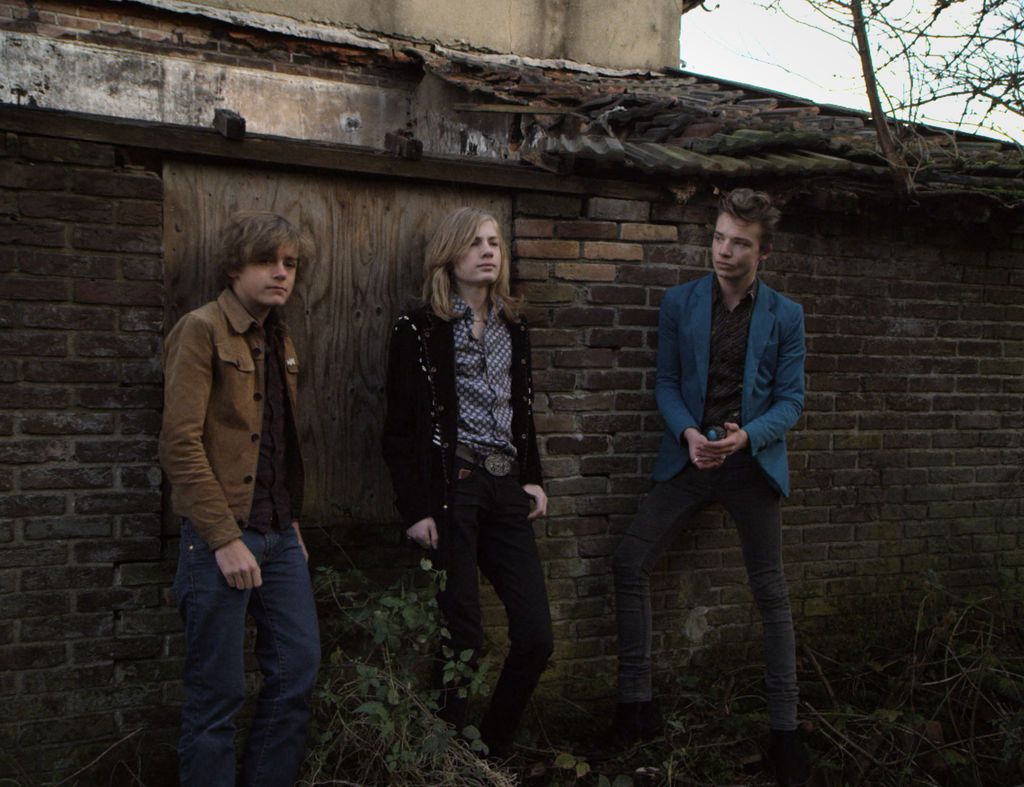 Δελτίο τύπου: Μάρτιος στο KinderDocs: Rocknrollers & The Girl 672k 