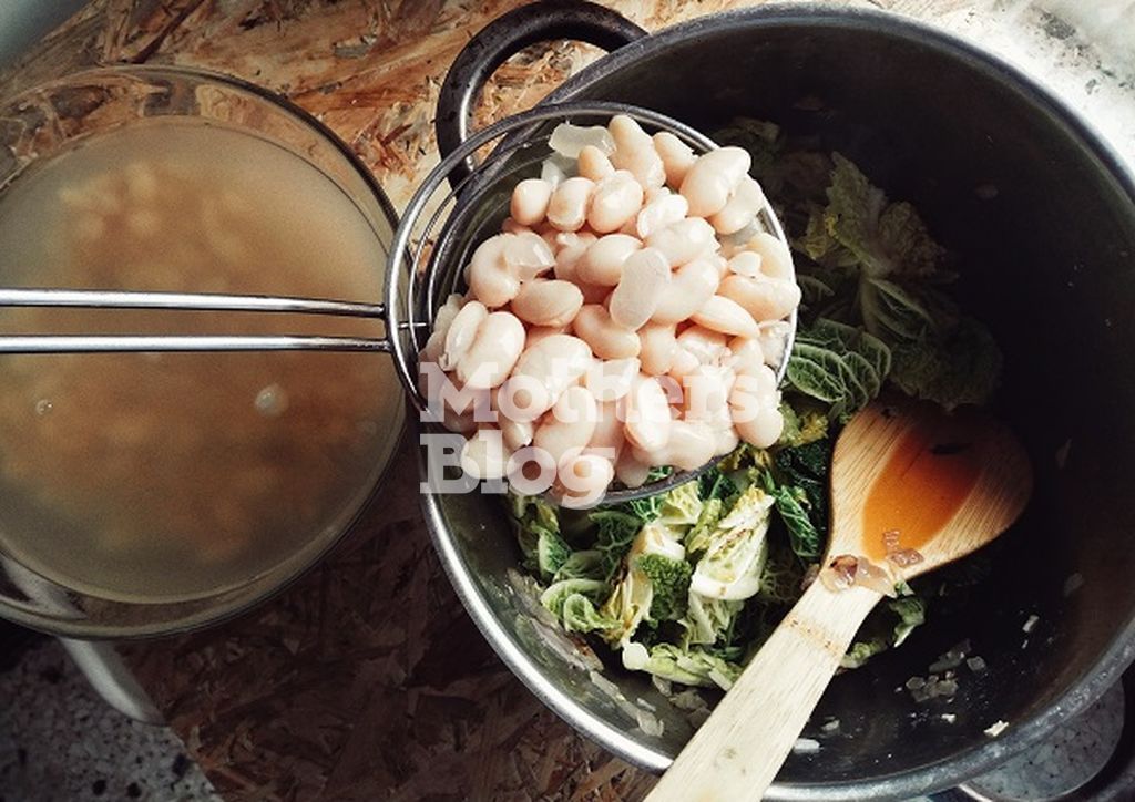 Φασουλολάχανα, νηστίσιμο φαγητό από τον Γιώργο Γεράρδο