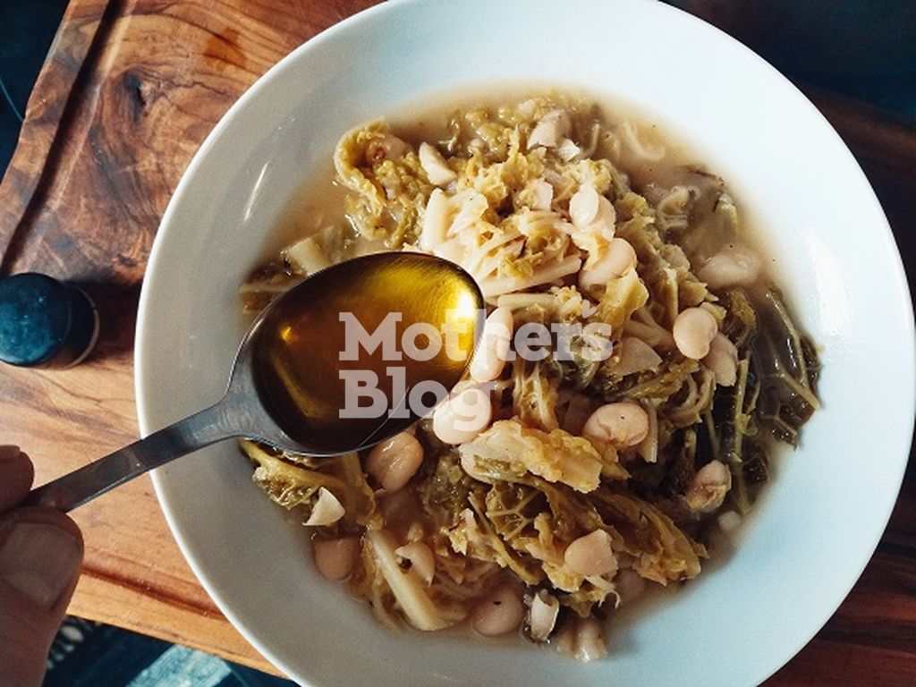 Φασουλολάχανα, νηστίσιμο φαγητό από τον Γιώργο Γεράρδο