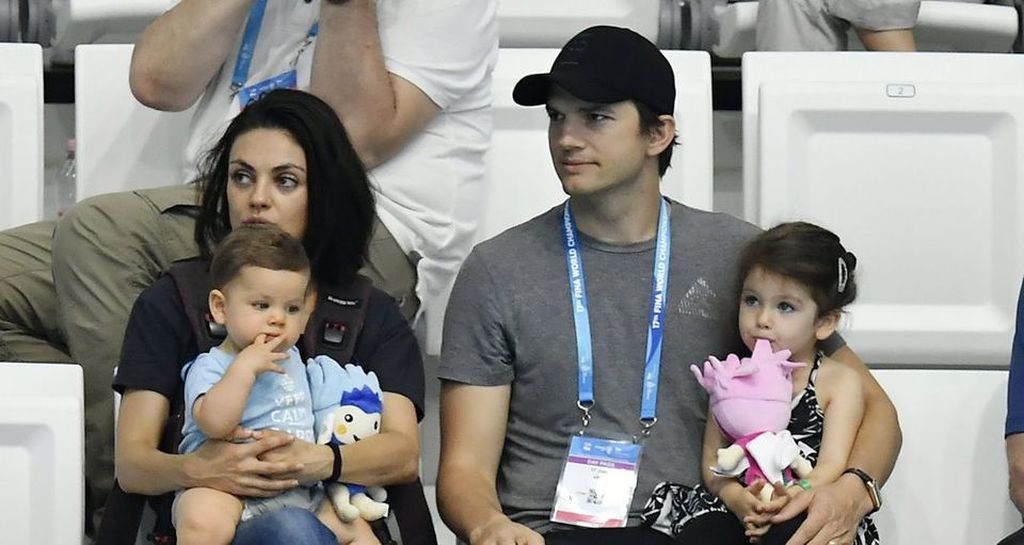 Mila Kunis: Μία μαμά αλλιώτικη από τις άλλες διάσημες και με αποδείξεις (pics)