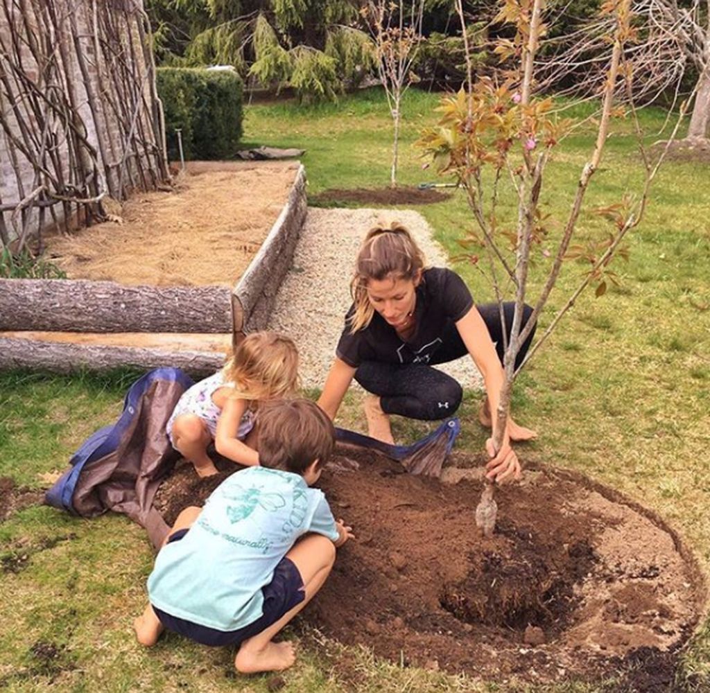 Gisele - Tom Brady: Το φωτογραφικό άλμπουμ της όμορφης οικογένειας τους (pics)