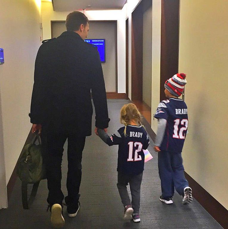 Gisele - Tom Brady: Το φωτογραφικό άλμπουμ της όμορφης οικογένειας τους (pics)