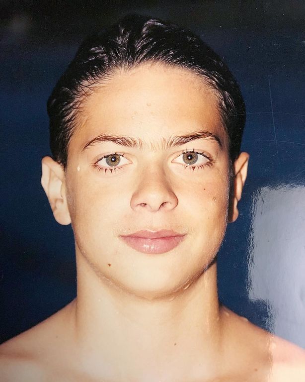 Ηλίας Βρεττός: «Η μανούλα μου είναι δίπλα μου 24 ώρες το 24ωρο»