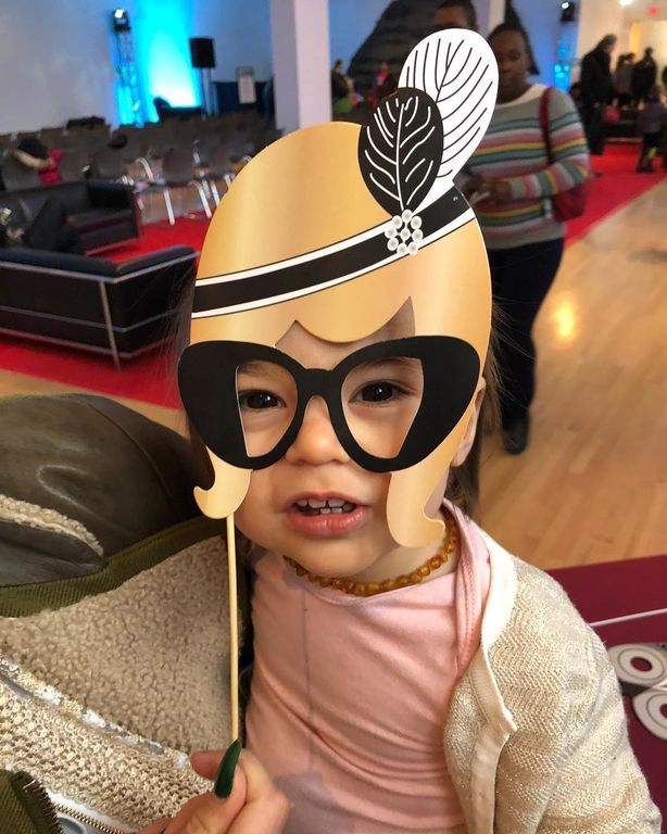 Η κόρη του έπεσε και χτύπησε στο πρόσωπο - Το μήνυμα του γνωστού παρουσιαστή στο Instagram