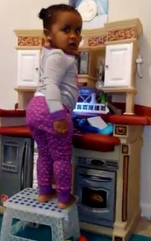 Οι γονείς της «τόλμησαν» να της που να προσέχει -  Η αντίδρασή της; Θα σας κάνει να ξεκαρδιστείτε 