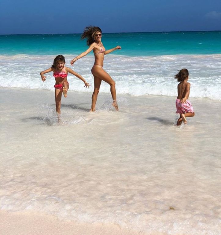 Χώρισε η Alessandra Ambrosio μετά από 10 χρόνια αρραβώνα και δύο παιδιά (pics)