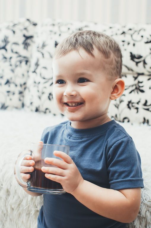 Διατροφή παιδιού: Πότε μπορούν τα παιδιά να φάνε σοκολάτα;