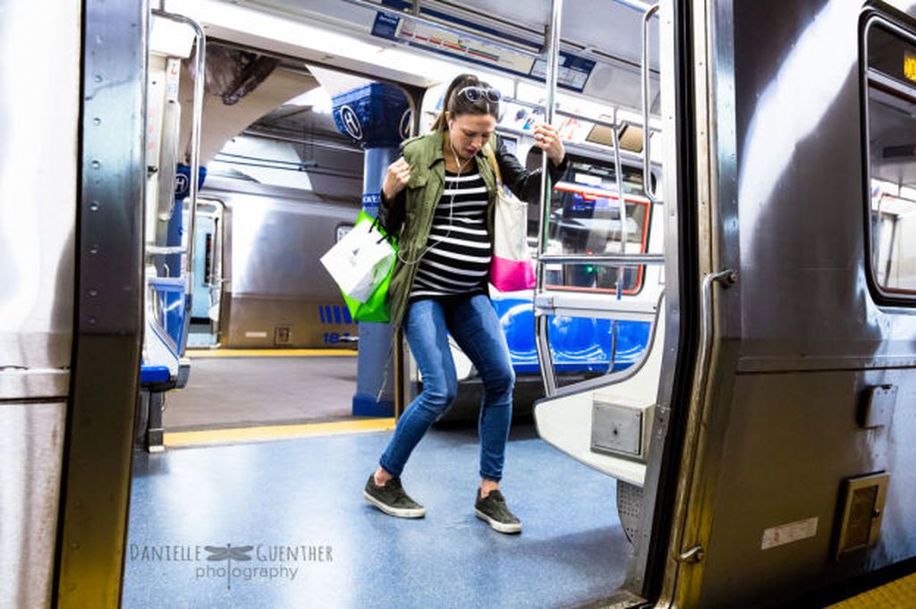 Ρεαλιστικές φωτογραφίες που δείχνουν πώς είναι να είσαι έγκυος (pics)