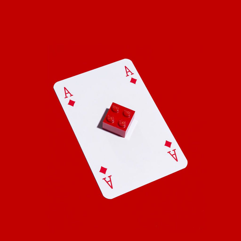 Ποιος είπε ότι με τα τουβλάκια παίζουν μόνο τα παιδιά; Δείτε τις φωτογραφίες και θα καταλάβετε