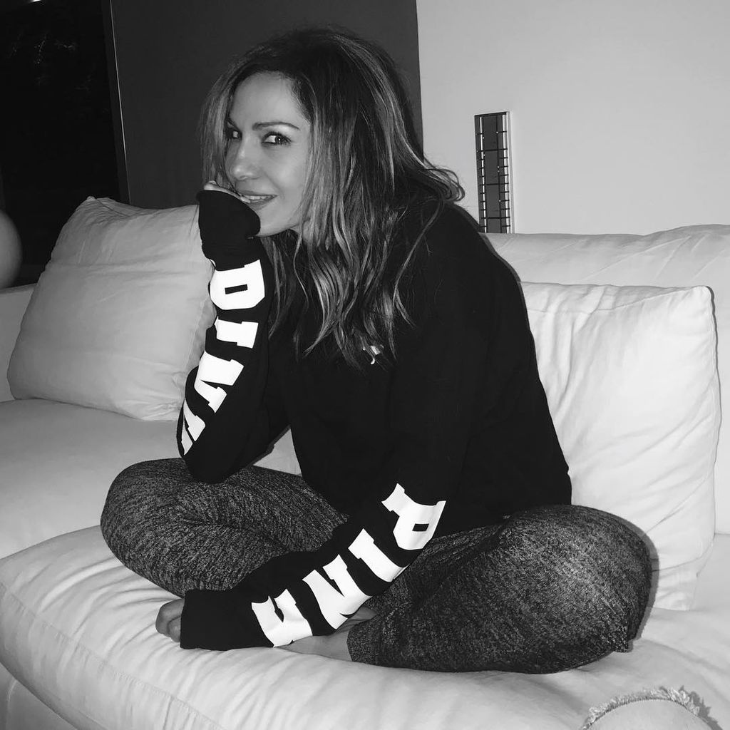 Δέσποινα Βανδή: Έφτιαξε νηστίσιμο κέικ και μοιράζεται τη συνταγή μαζί μας