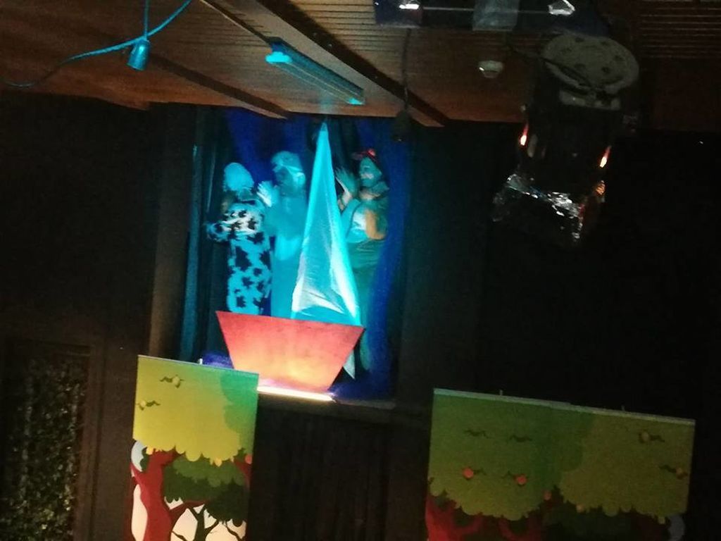 Παιδική παράσταση: «Η Αρκούδα που ήθελε να πάει στα καλλιστεία»  στο θέατρο Ελπίδας 