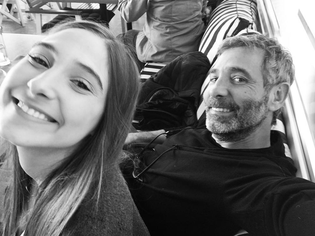 Θοδωρής Αθερίδης: Ποζάρει με την κόρη του και ναι, είναι ολόιδιοι! (pics)