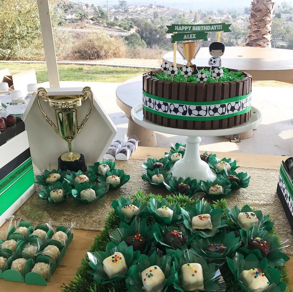 Τούρτες γενεθλίων και ιδέες διακόσμησης με θέμα το ποδόσφαιρο