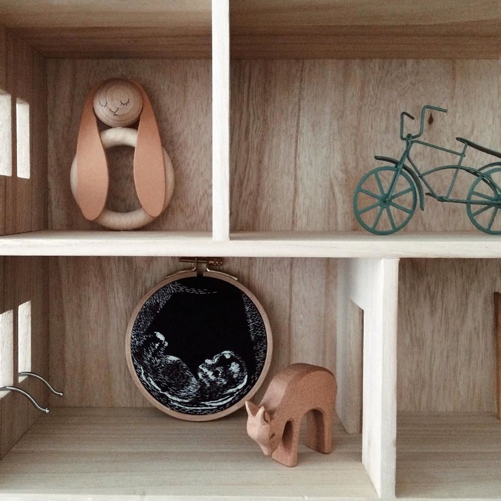 Μία μαμά δημιουργεί υπέροχα κεντήματα από φωτογραφίες υπερήχων (pics)