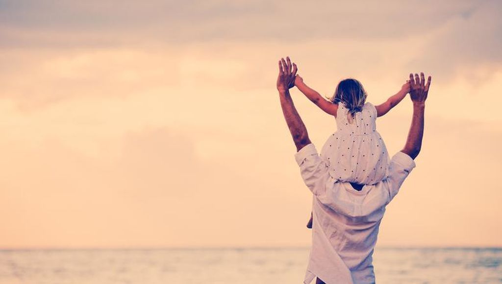 Δεκαπέντε απλές συμβουλές για την ανατροφή μίας κόρης από έναν μπαμπά