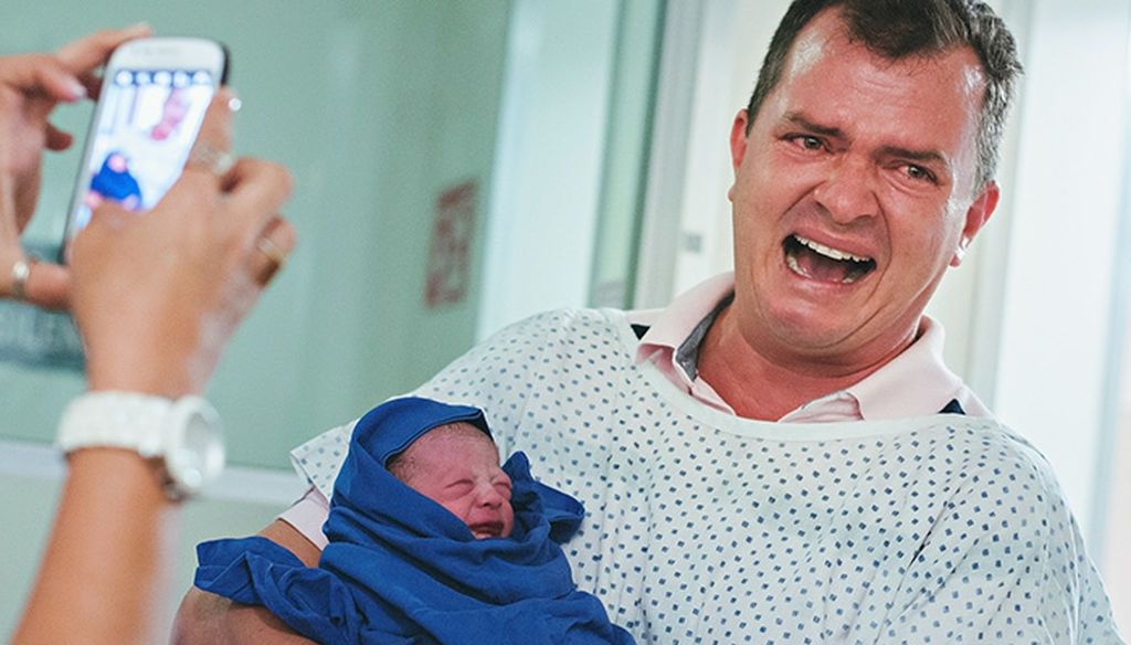 Σαράντα πέντε φωτογραφίες που αποτυπώνουν τη μοναδική σχέση παιδιού και μπαμπά (pics) 