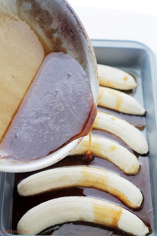 Ανάποδο κέικ μπανάνας με σιρόπι - Το πιο γευστικό κέικ που έχετε δοκιμάσει 