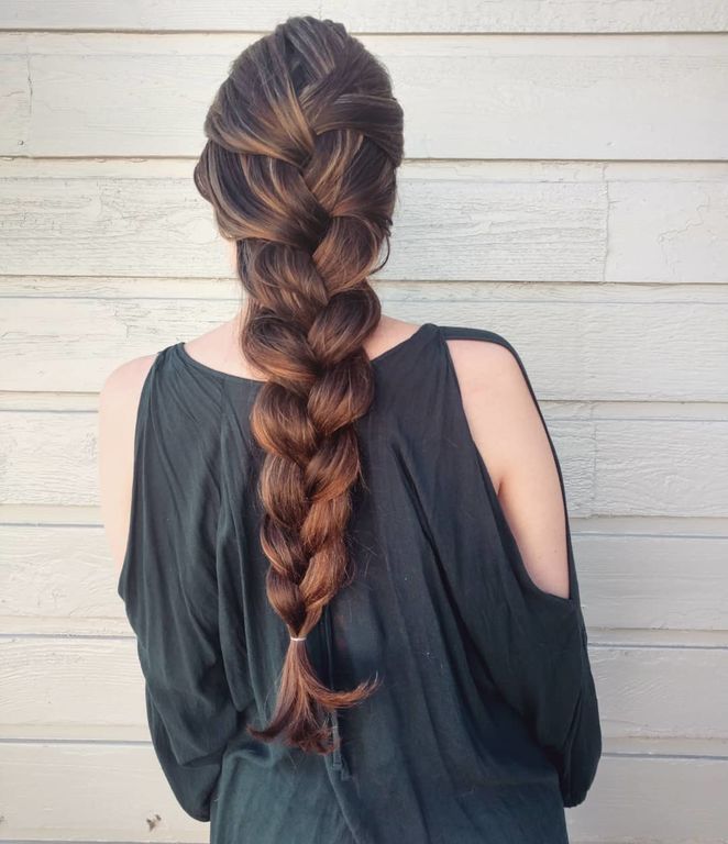 Ρομαντικά χτενίσματα για τις μαμάδες στη βάπτιση του παιδιού τους (pics)