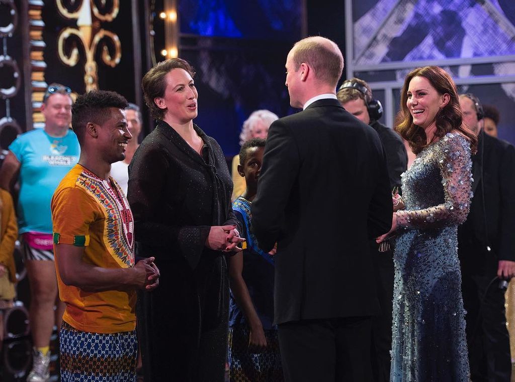 25 Νοεμβρίου 2017: Ο Δούκας και η Δούκισσα του Cambridge εμφανίστηκαν μαζί στο Royal Variety Performance. Το Royal Variety Performance διοργανώνεται κάθε χρόνο και στόχο έχει τη συγκέντρωση χρημάτων για όλους τους καλλιτέχνες που χρειάζονται βοήθεια και σ