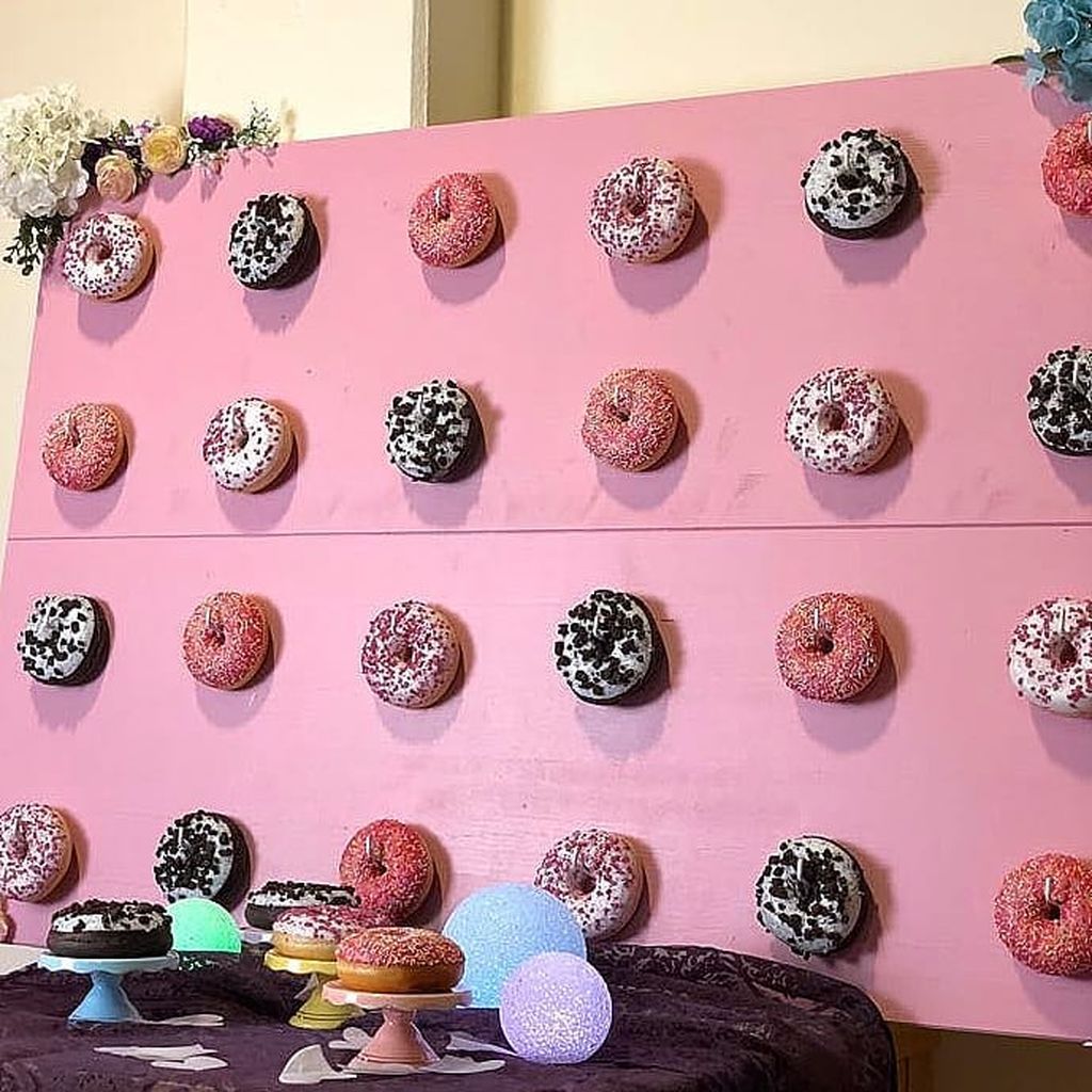 Donutwal: Ο τοίχος που κάνει θραύση στη διακόσμηση σε γάμους & βαπτίσεις (pics)