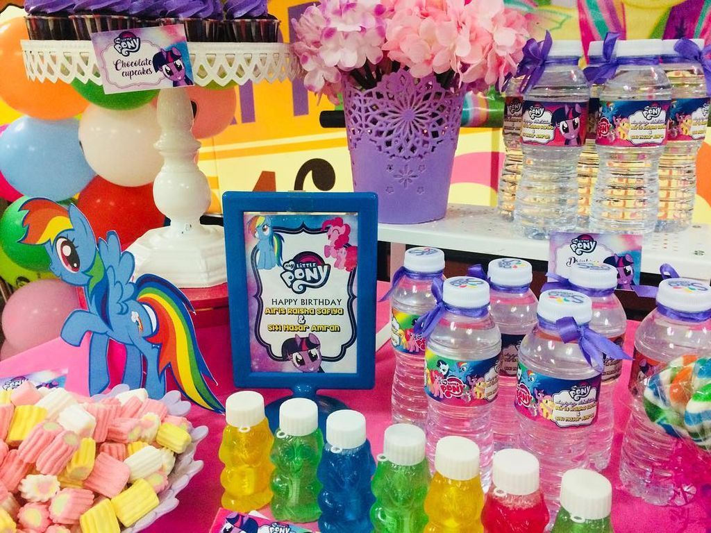 «Μικρό μου πόνυ» παιδικό πάρτι γενεθλίων: Υπέροχες ιδέες για να διοργανώσετε το τέλειο πάρτι