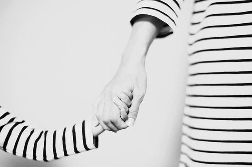 Μαμά και κόρη: Η μοναδική τους σχέση μέσα από είκοσι ξεχωριστές φωτογραφίες