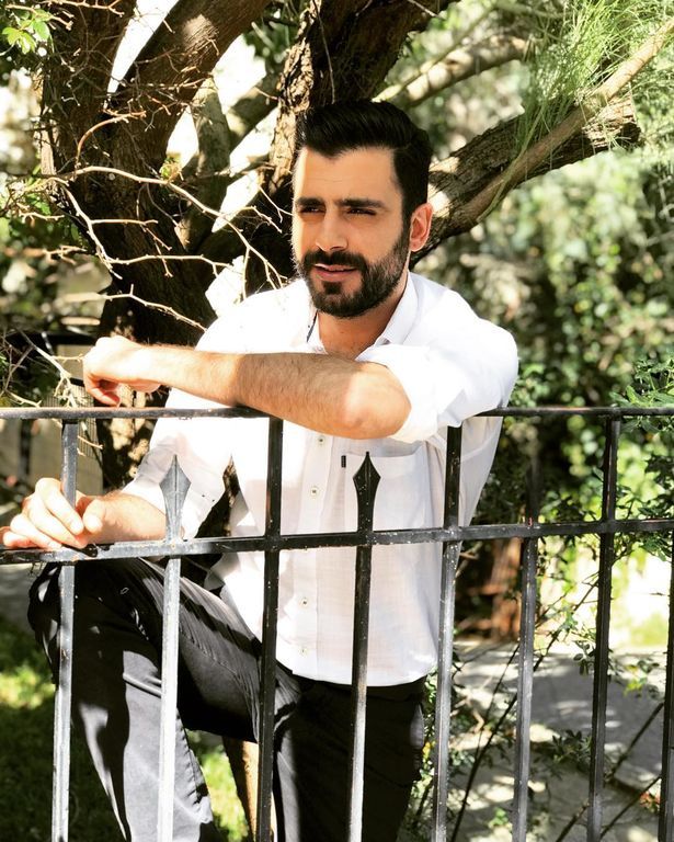 Μαρίνος Κόνσολος: «Σαν να έχω δύο μανάδες…»