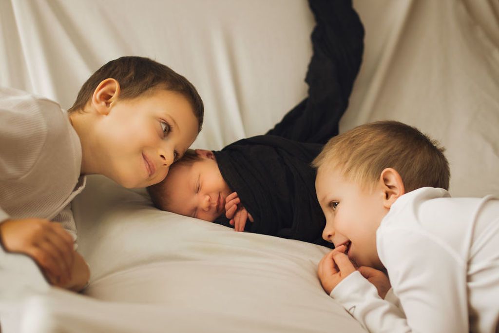 Κάπως έτσι θα βγάλετε τέλειες φωτογραφίες το νεογέννητο μωρό σας χωρίς να ξοδέψετε ευρώ