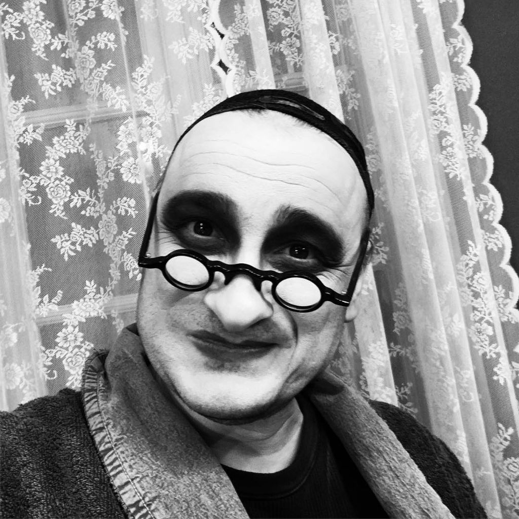 Βασίλης Χαραλαμπόπουλος: Δημοσιεύει για πρώτη φορά φωτογραφία από το γάμο του