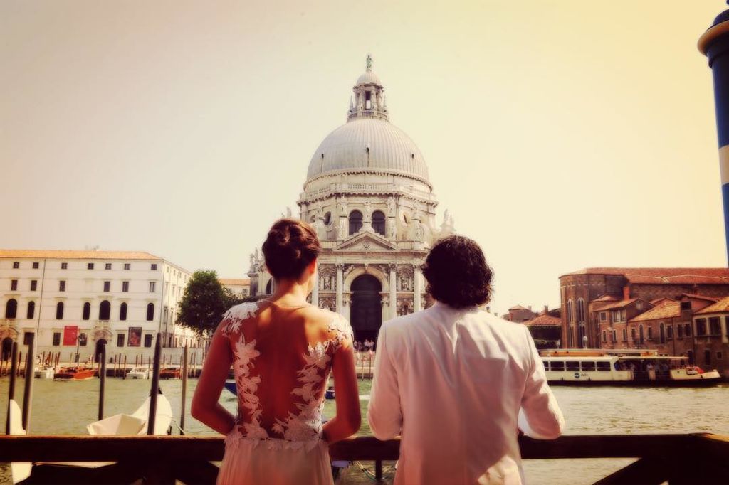 Βασίλης Χαραλαμπόπουλος: Δημοσιεύει για πρώτη φορά φωτογραφία από το γάμο του