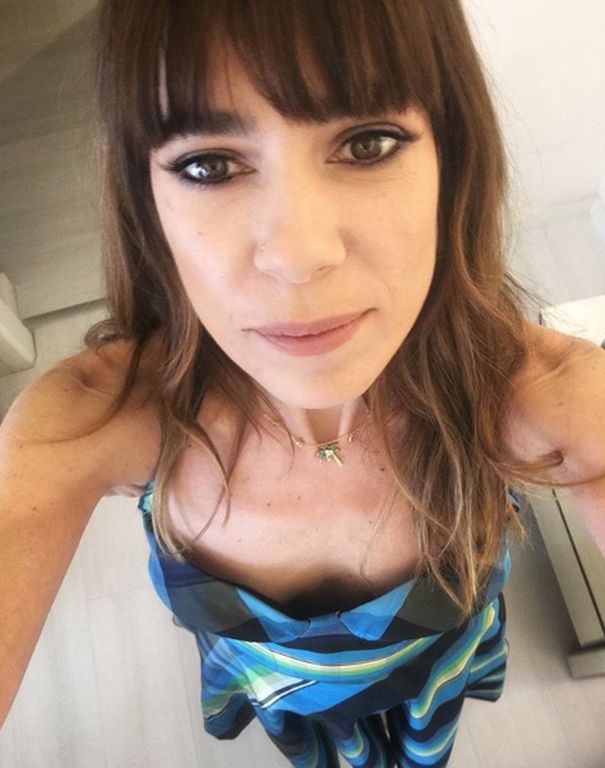 Η Μυρτώ Αλικάκη ποζάρει χωρίς ίχνος μακιγιάζ και μείναμε με το στόμα ανοιχτό